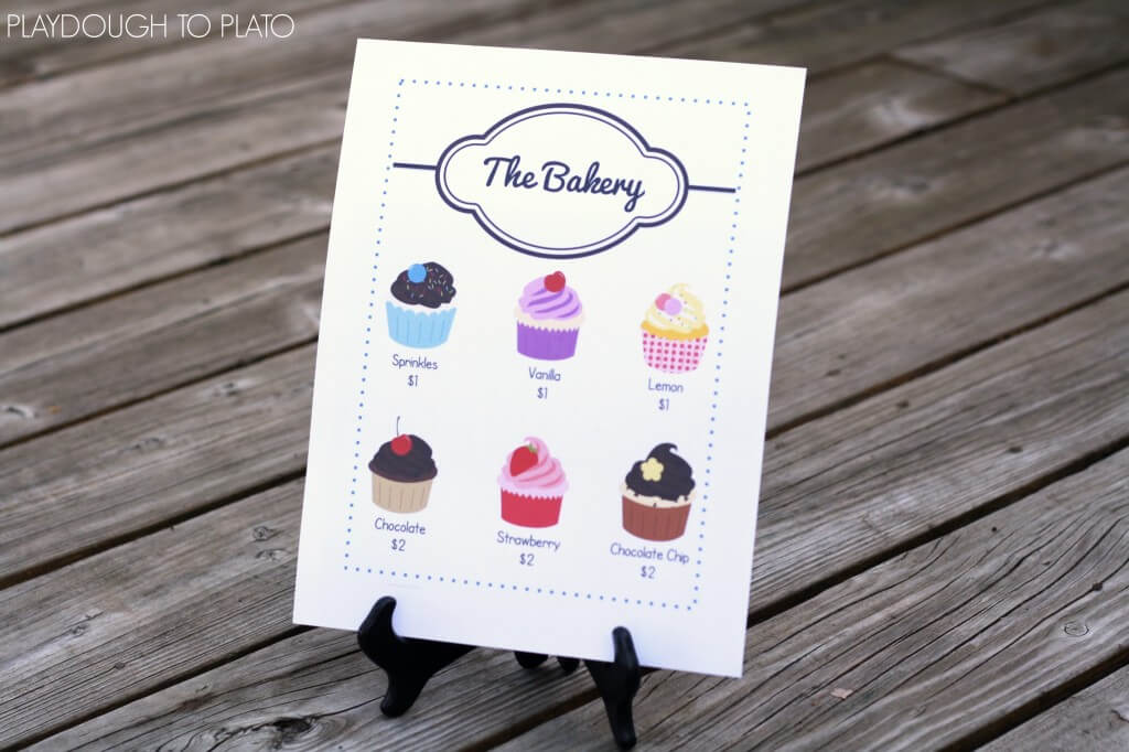 I love these free pretend play bakery shop printables! Pretend Play Activities