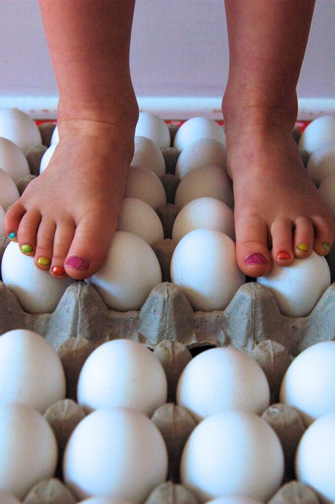 Walking on Eggs. Awesome science experiment for kids. {Playdough to Plato}