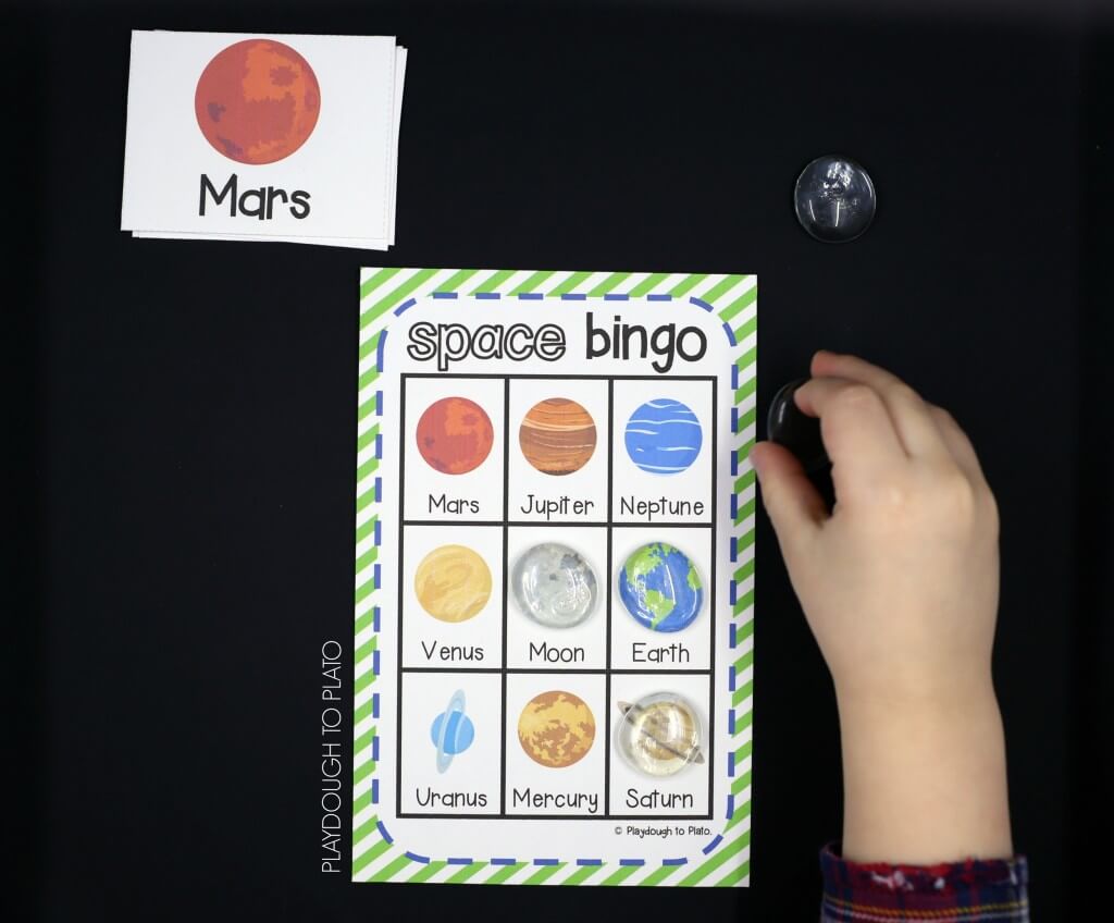 Free Space Bingo for Kids! What an awesome space activity. My kids will love this!