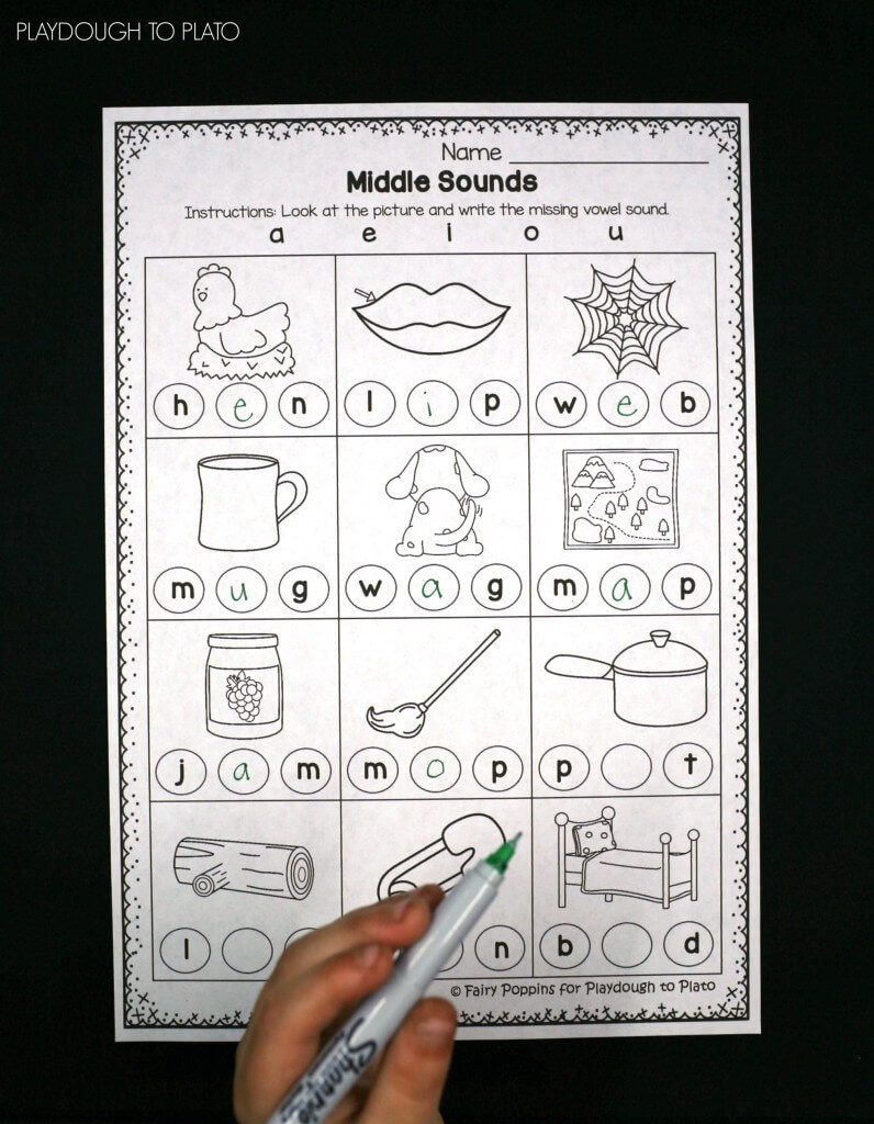 Free Middle Sound Worksheets!